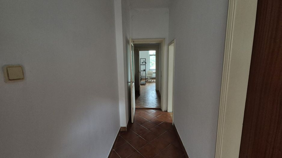 Casa 180 mp - parcul Carol - str. Lamaitei - Poză 15
