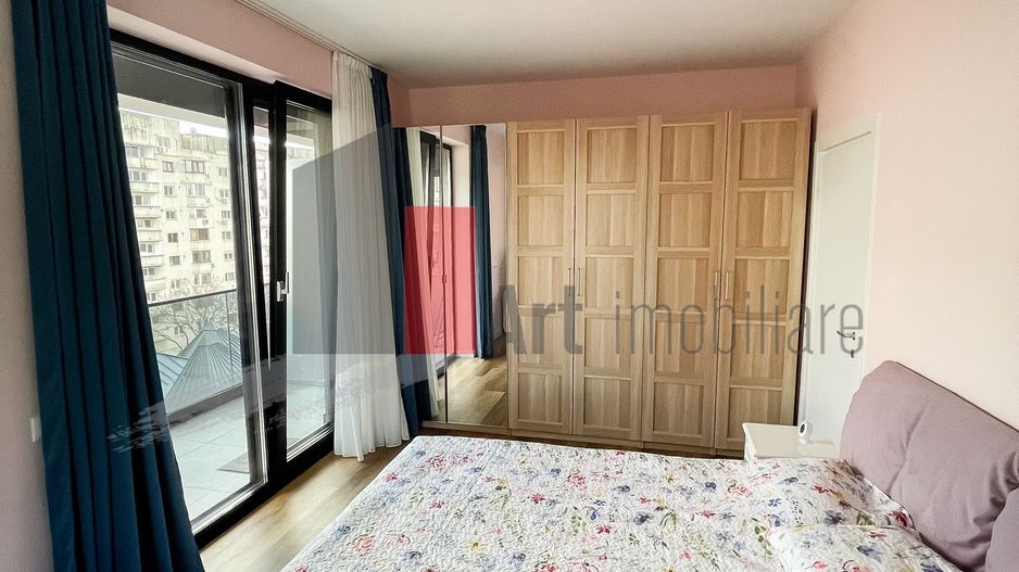 Apartament splendid, zonă centrală, cu loc de parcare în subteran inclus - Poză 7