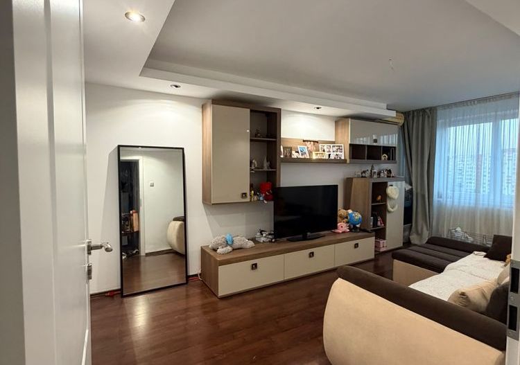 Vanzare Apartament 3 camere , 70 mp, renovat, centrală și 2 băi – Margeanului - Poză 2