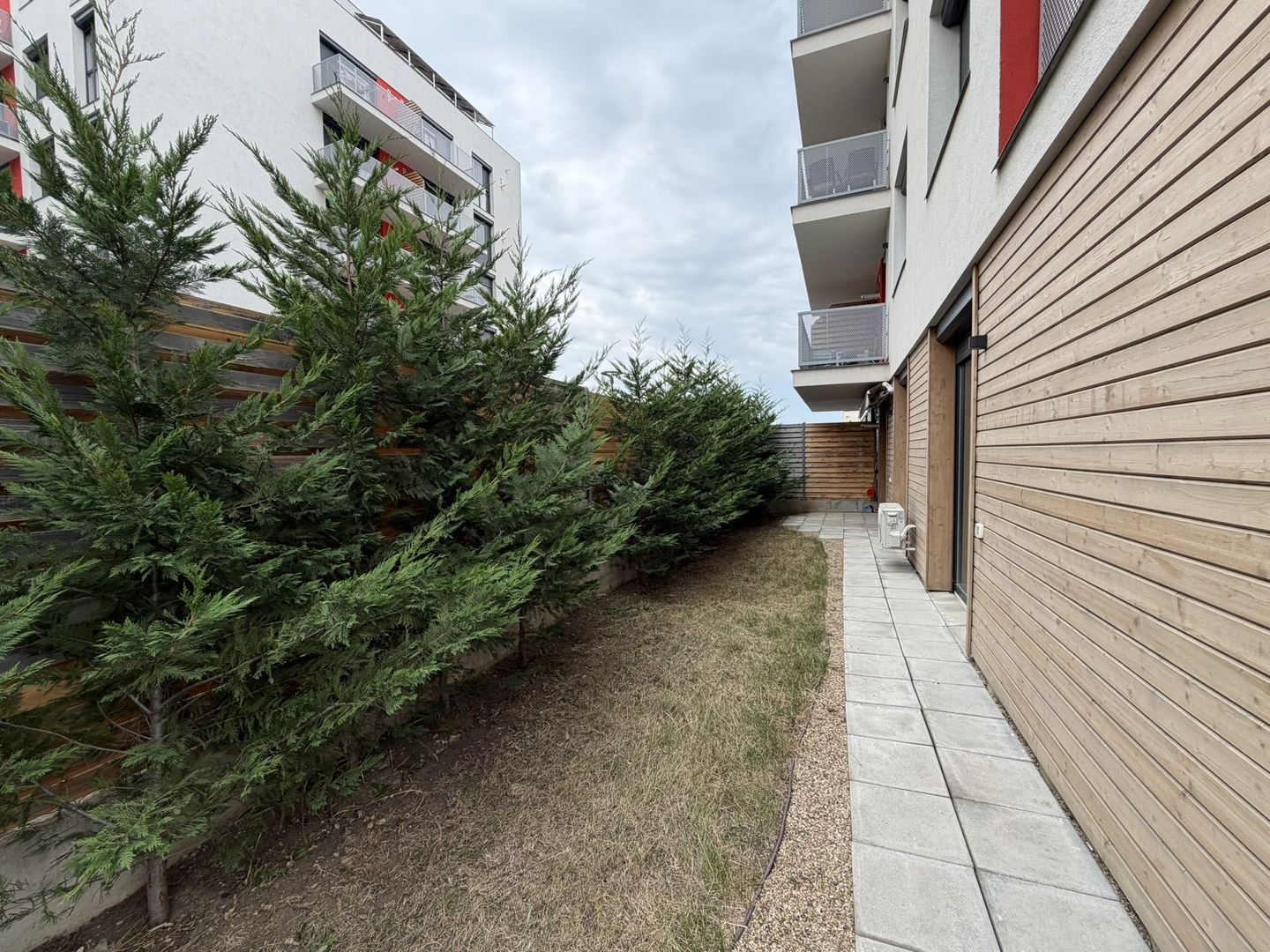 RAR PE PIATA- Apartament cu gradina, 3 camere, bloc nou ARED AFI - Poză 3