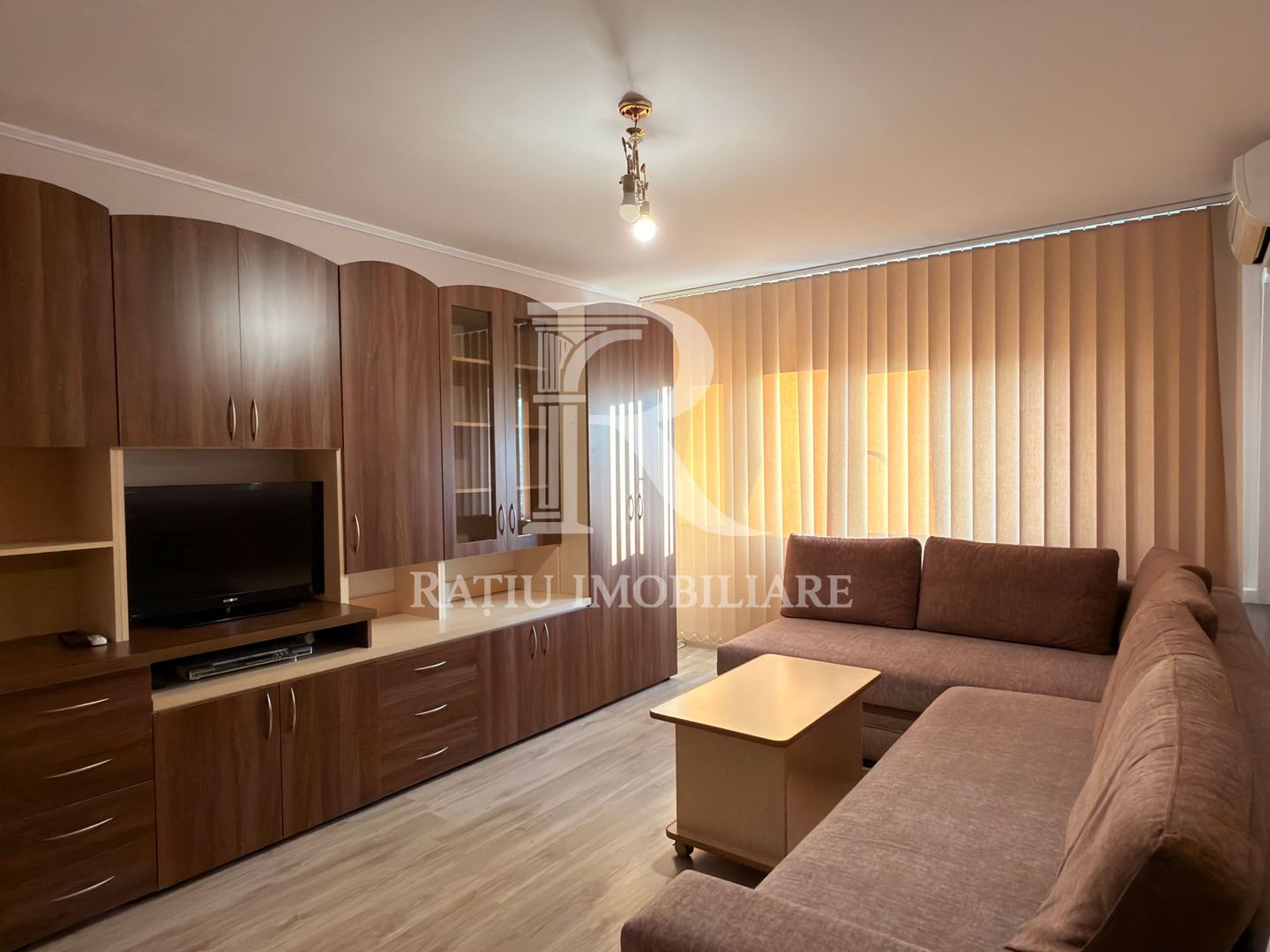 Apartament 2 camere modern | Aproape de Liceul Pedagogic și Prima Shop - Poză 2