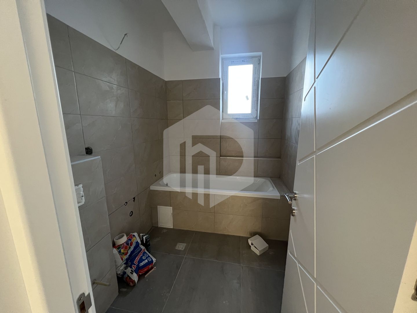 Apartament 3 camere la CHEIE/ Turnisor/ INTABULAT/ Etaj 1/ 2 balcoane - Poză 4
