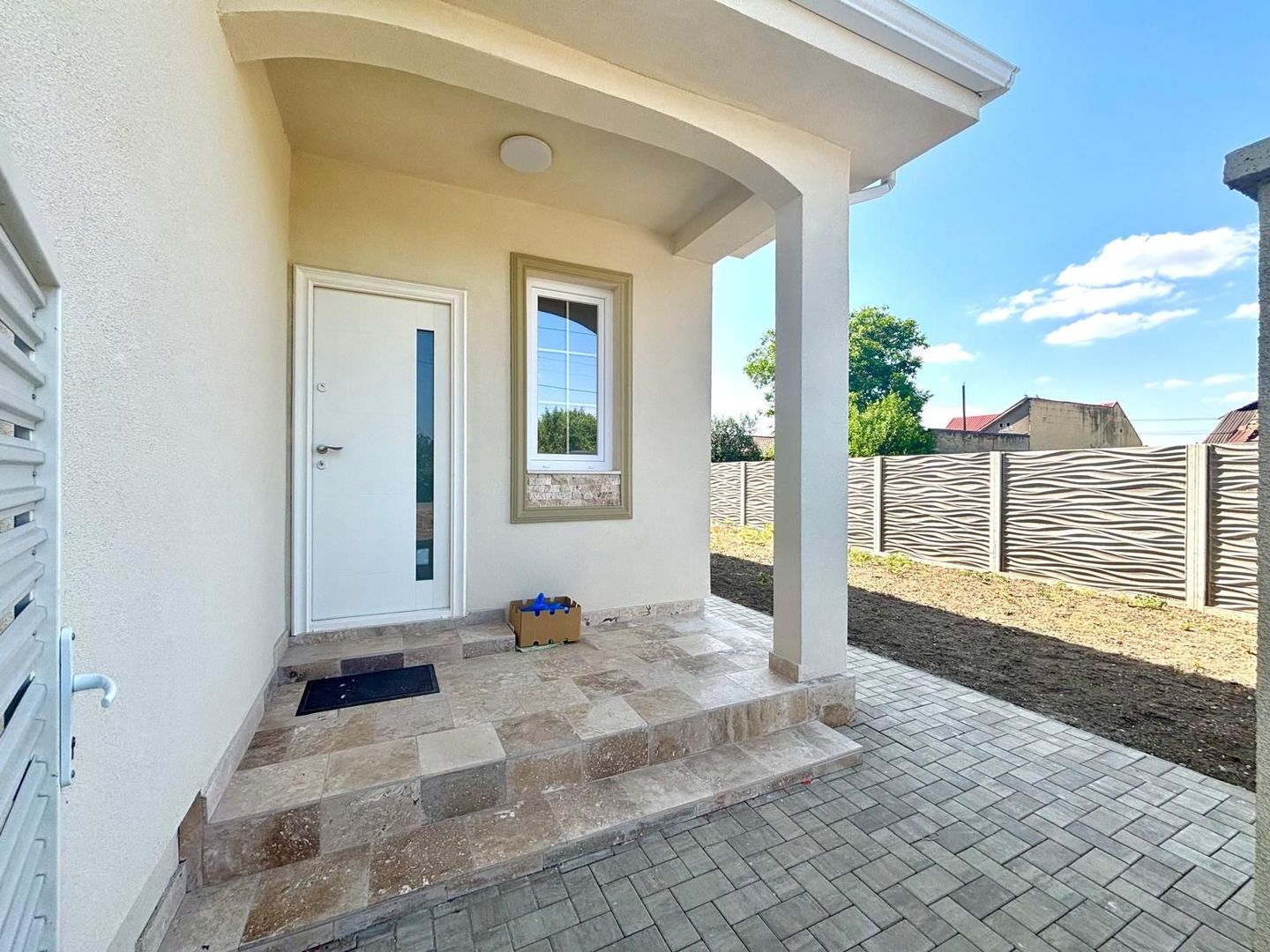 Duplex -4 camere - toate utilitatile - Sag - Poză 1