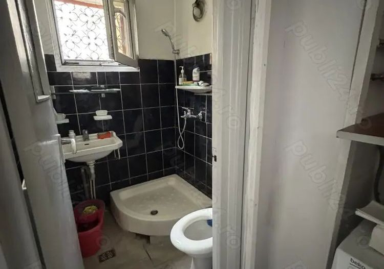 Garsoniera sector 3 de inchiriat - Poză 2