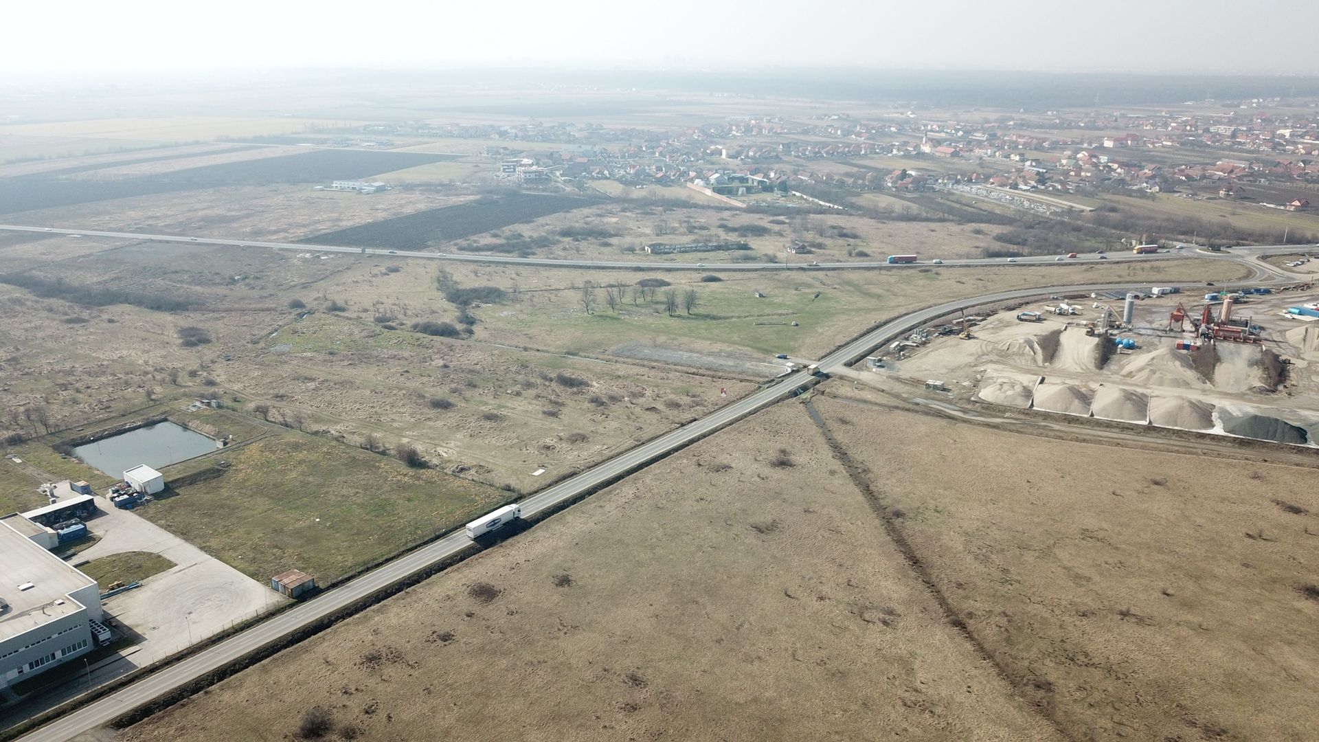 TEREN INDUSTRIAL/COMERCIAL ZONA AEROPORT - Poză 2