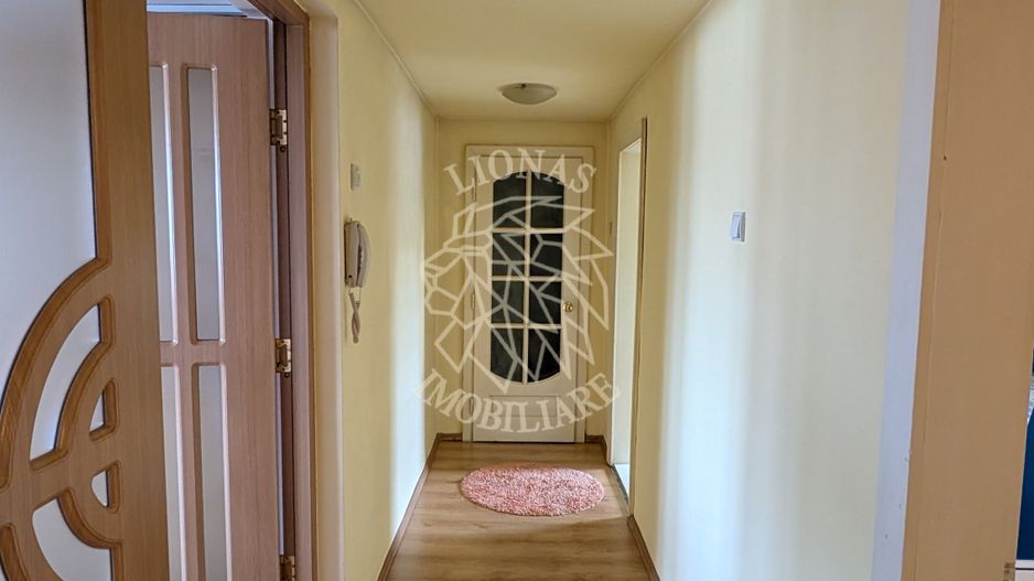 Apartament 4 camere 132 mp-balcon-ideal locuire- zona Calea Moldovei - Poză 5