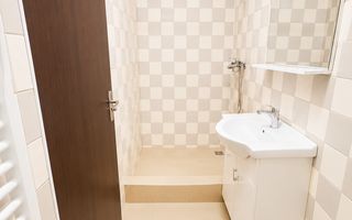 Birou zona Expozitiei- 1 Mai metrou *curte proprie* - Poză 8