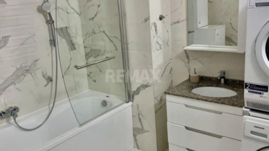 Chirie ultra centru, str.Lev Tolstoi 63, Sky House, 2 camere, 65mp - Poză 2