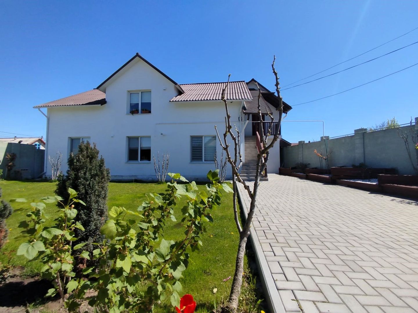Casă cu 2 niveluri și intrări separate | 160 m² utili | 4 ari | Sîngera, Chișinău | Potent‌ial Duplex - Poză 2