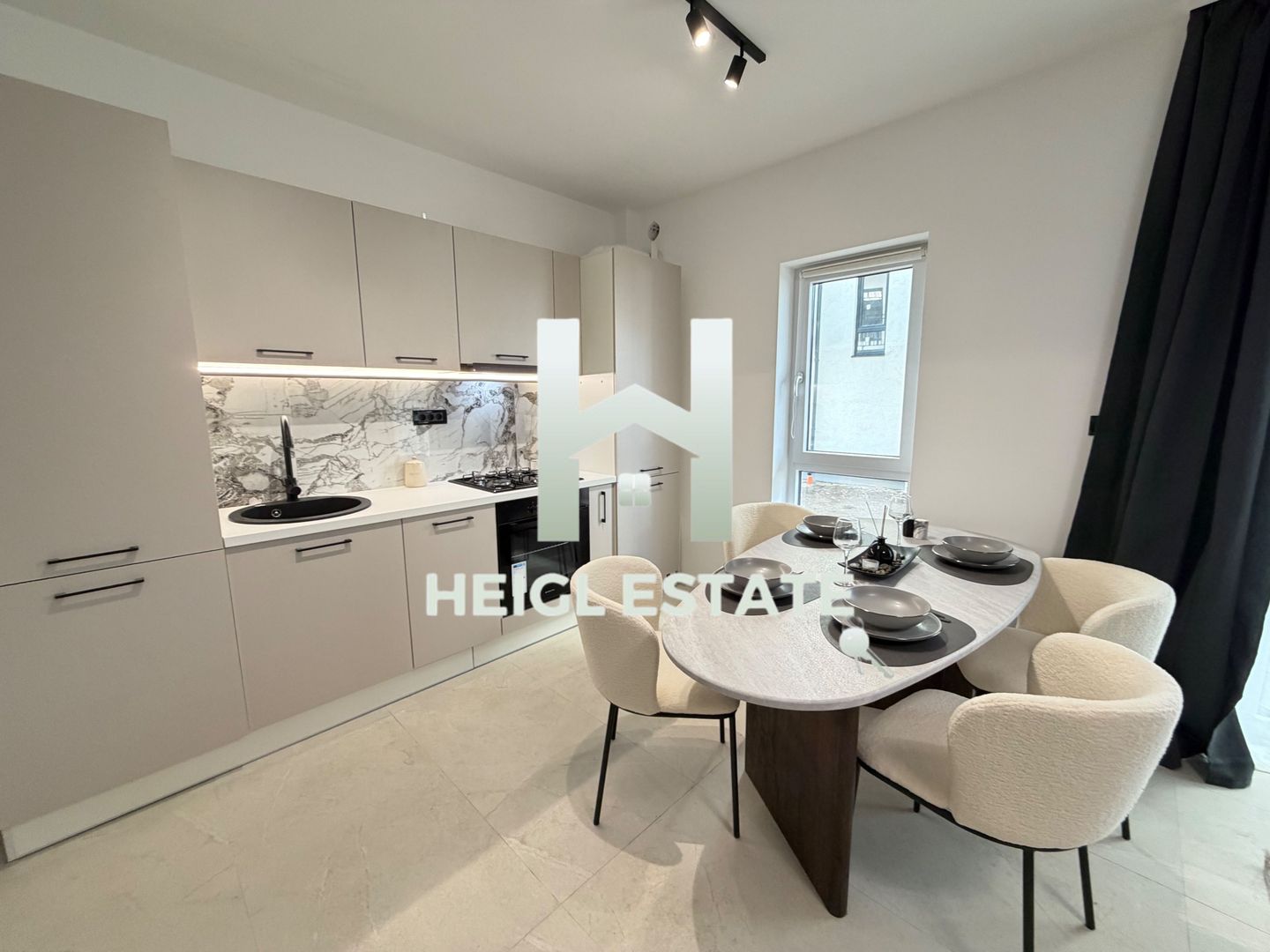 Apartament mobilat cu designer cu 2 camere si gradina in Braytim - Poză 5