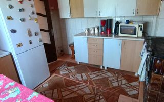 Casa Vantului si 8000 metri patrati in Abrud - Poză 13