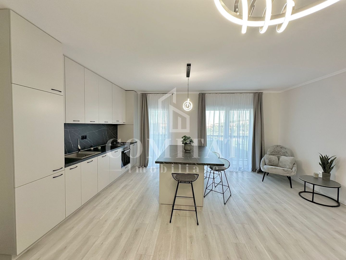 Apartament ultrafinisat | Etaj intermediar | Zona Spitalului Regional - Poză 8