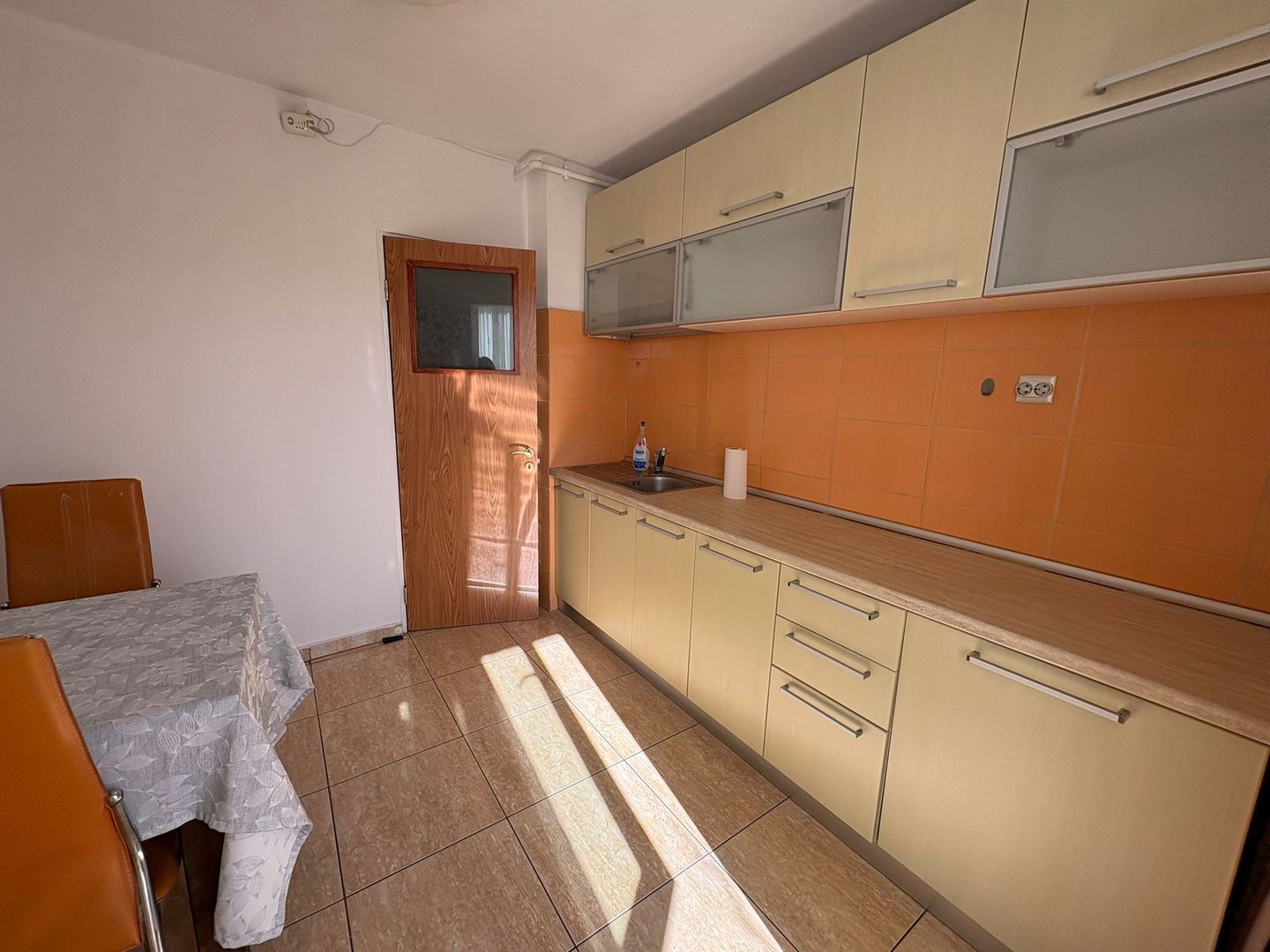 AP. 2 CAMERE P-TA SUDULUI, BUCATARIE INCHISA, MOBILAT, METROU 6 MINUTE - Poză 8