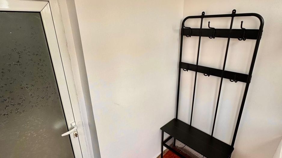 Casă de închiriat – Str. Trandafirilor - Poză 9