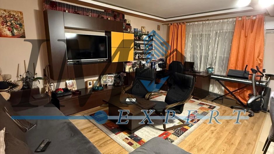 Apartament de vânzare cu 3 camere zona Stadion - Poză 2