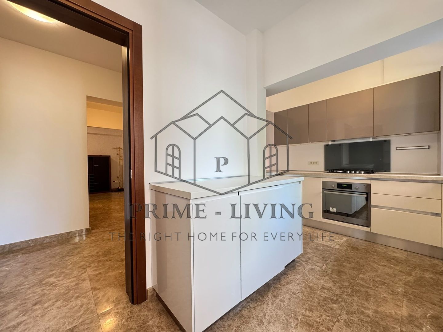 APARTAMENT ULTRACENTRAL CU 4 CAMERE LA INCHIRIERE - Poză 6