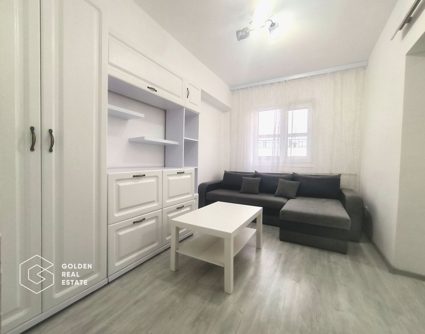 Apartament modern ultracentral, 3 camere Piața Mică cu parcare - Poză 1