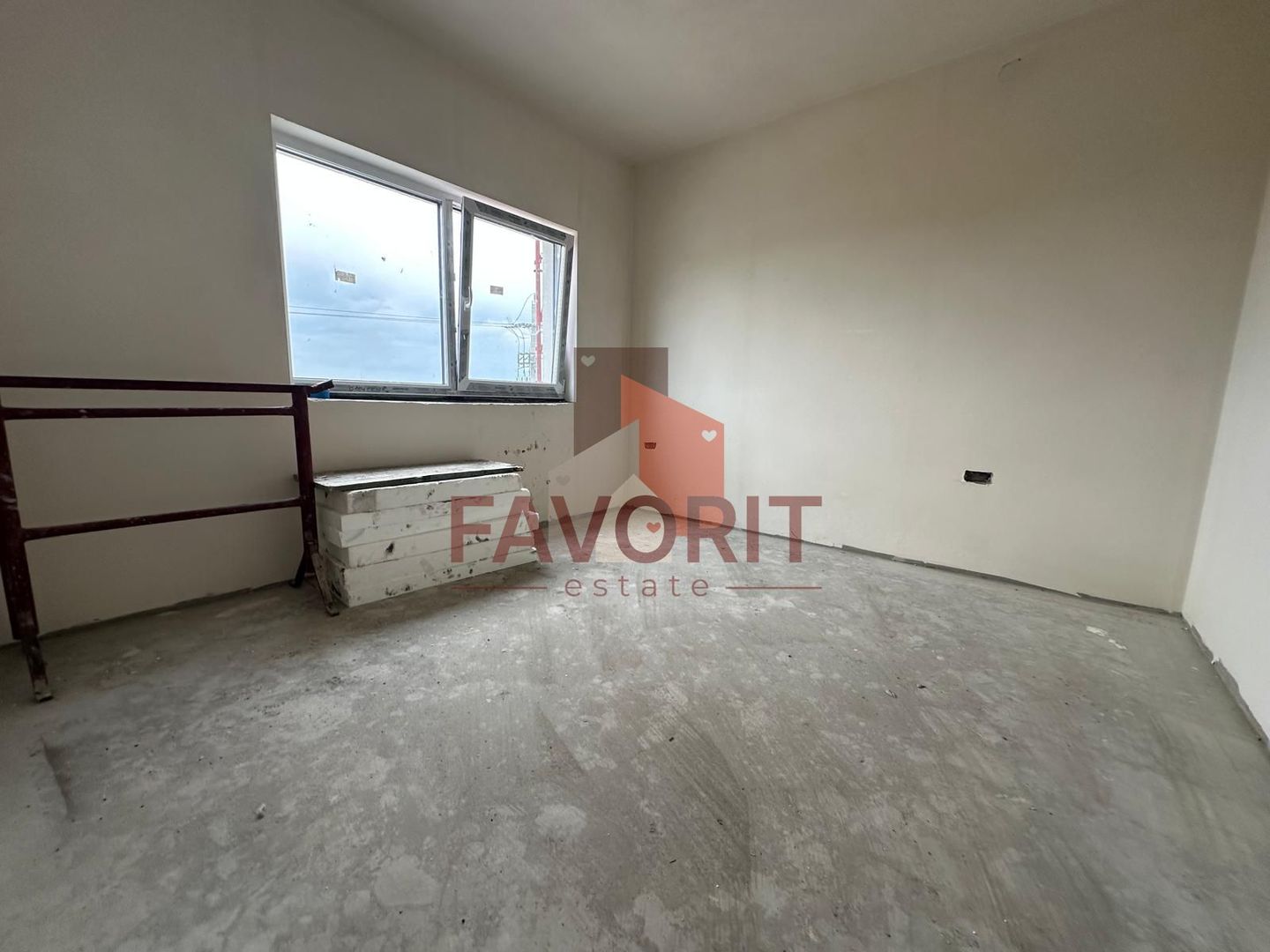 Triplex in Sacalaz |  Finisaje premium | 3 camere | Asfalt | 2 terase - Poză 3