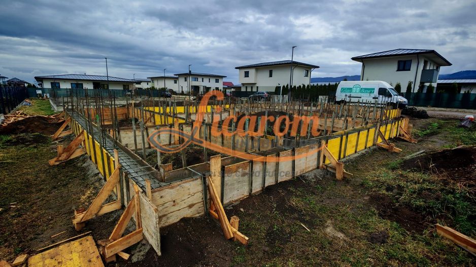 DIFERIT Haus ,Cristian,500 mp cu autorizatie,CASA IN CURS DE EXECUTIE - Poză 6