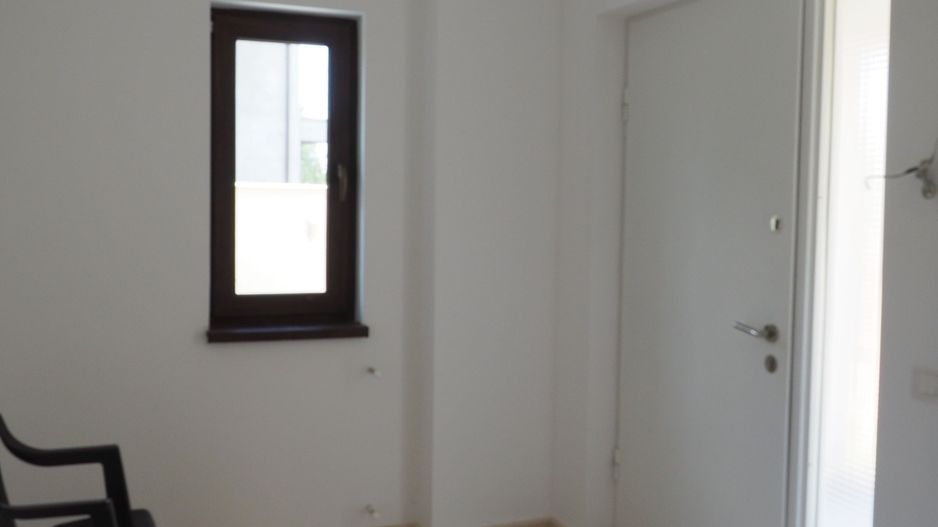 Vila Noua 4 camere finisata-mobilata si cu teren 333mp - Poză 12