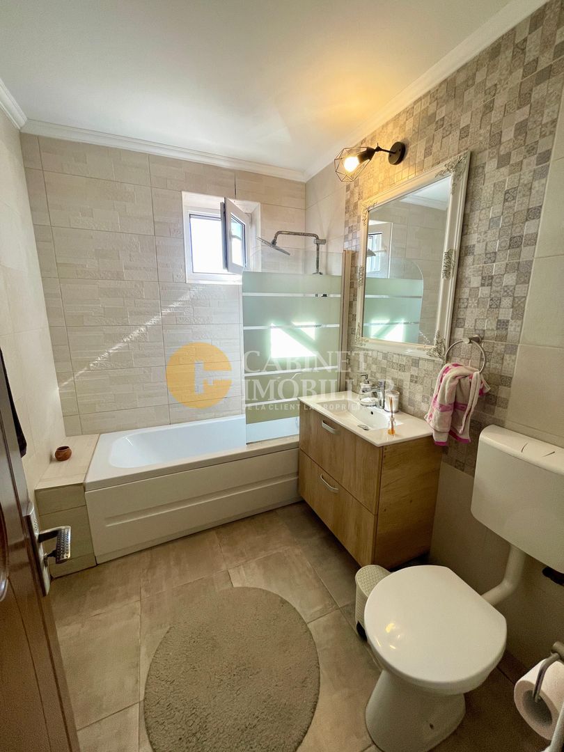 Galata - 3 Camere Decomandat - Mobilat/Utilat - 73 MP - Bloc dupa 1980 - Poză 12