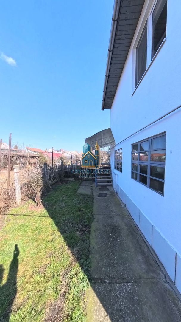 Două case în curte comună, 6 camere + 385 teren - zona semicentrală - Poză 15