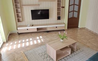 3 camere decomandat | 75 mp | 2 băi | 2 balcoane | Micro 17 - Poză 1