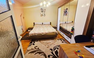 🏡 Casă spațioasă cu 9 camere în Strejnicu – pentru locuință, birouri - Poză 45