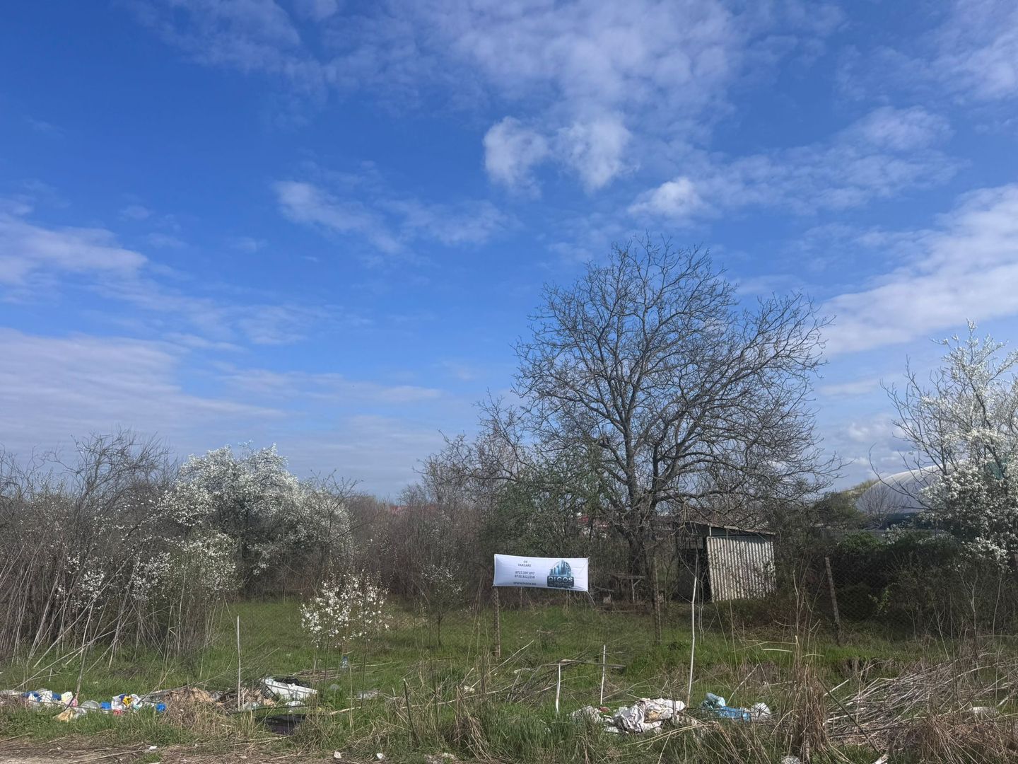 Teren intravilan de vânzare – Strada Șoimului - Poză 1