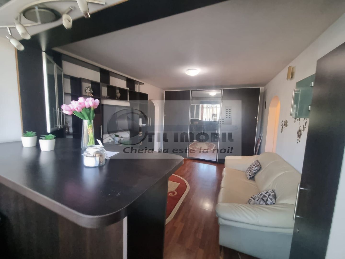 Ap cu 3 cam, etaj 1, Podu Ros, 2 min de Palas - 70 mp - 155000 euro - Poză 2