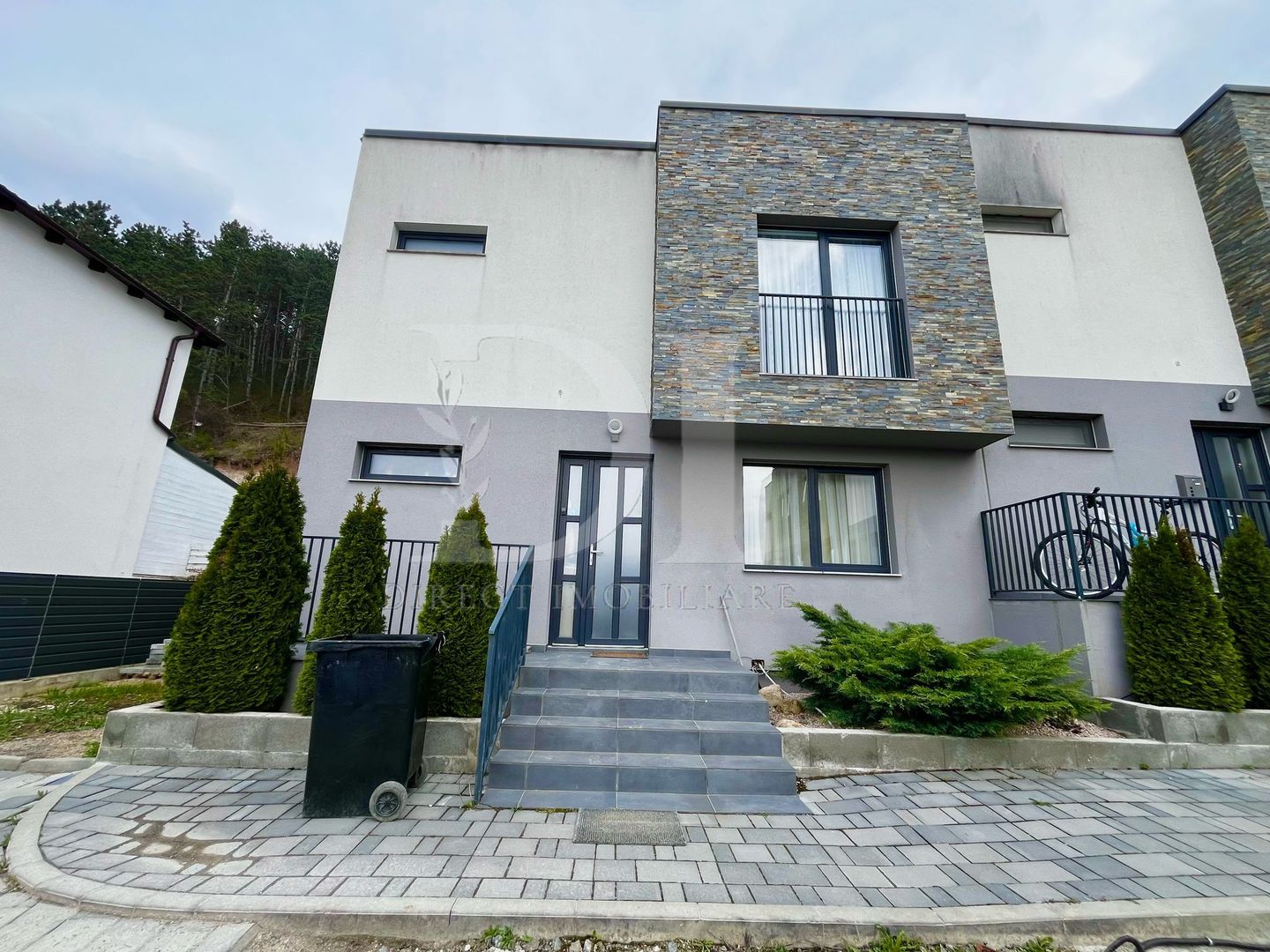 Casa moderna | 2020 | de vanzare | Zona VIVO - Poză 1