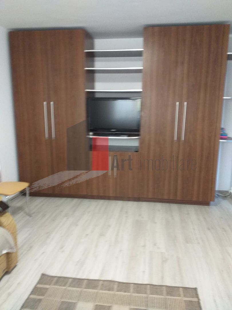 Garsoniera Drumul Taberei - Valea Ialomitei - Poză 2