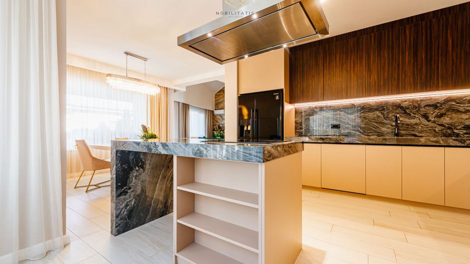 O Capodoperă Arhitecturală, Oferind Eleganță și Confort - Dumbravita - Poză 5