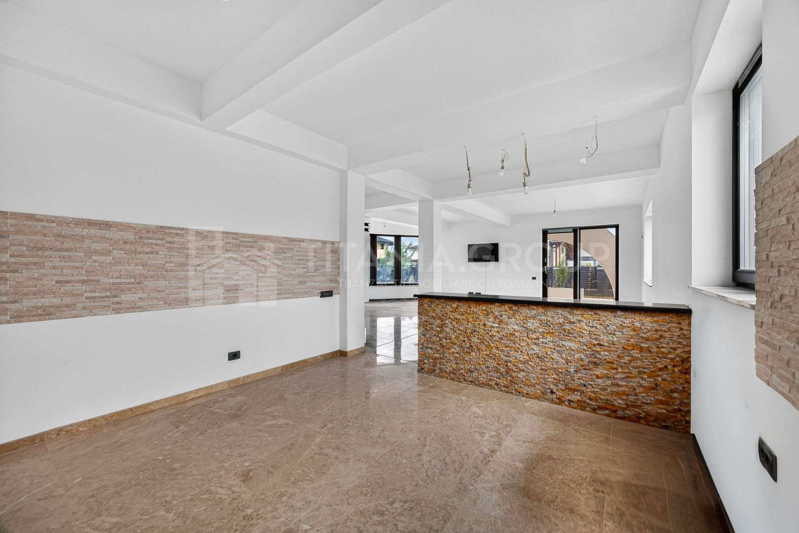 Vila cu arhitectura deosebita, teren 636mp, Cristian, Brasov - Poză 24