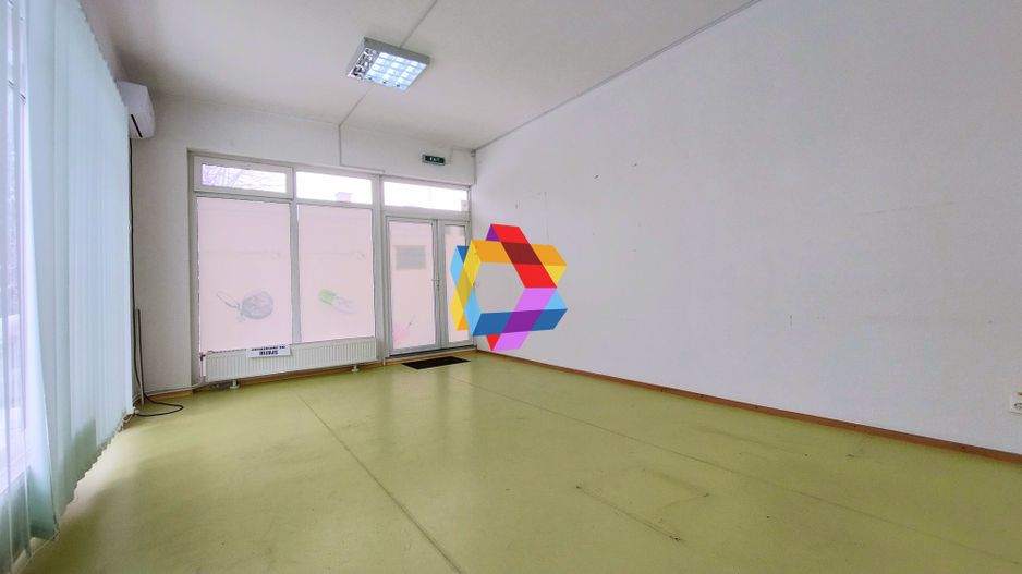 Spatiu comercial de închiriat Brasov- 50 mp # plus-imo.ro - Poză 1