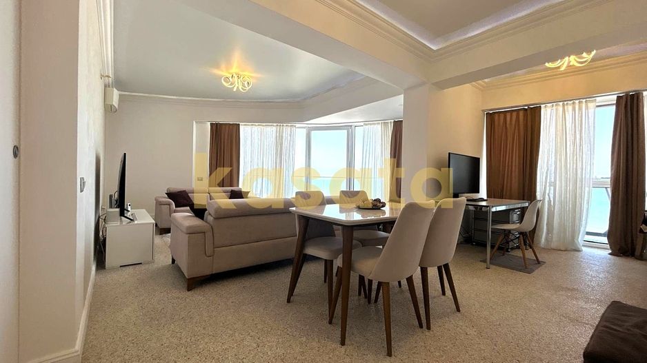 3 camere I White Tower I vedere panoramica I terasa 27 mp I et 7 - Poză 5