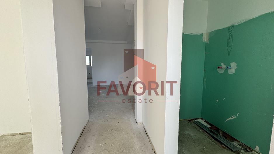 Casa Individuala in Mosnita. La asfalt. Cu Carport - Poză 5