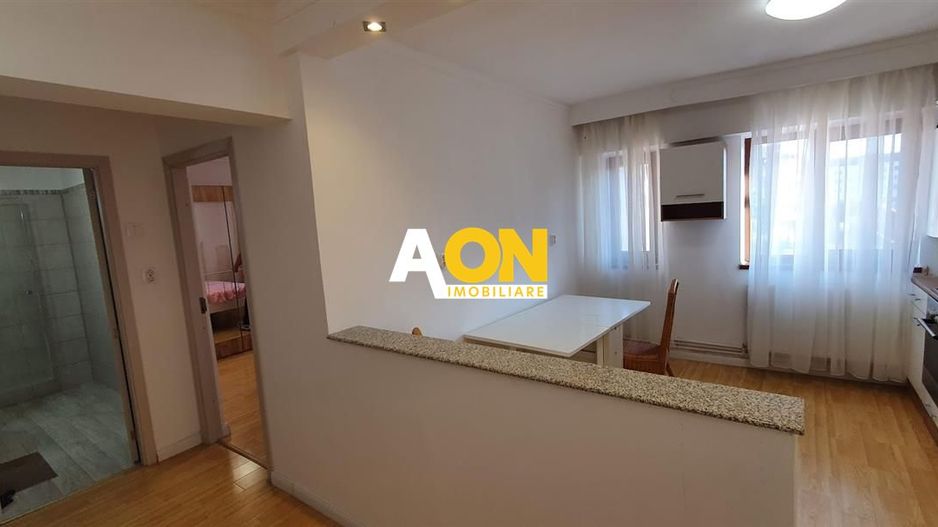 Apartament cu 2 camere 2 balcoane etaj 3 ultracentral - Poză 6