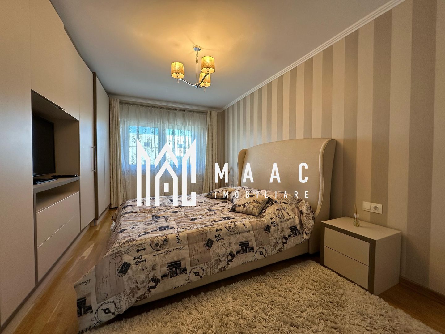 Apartament 4 camere | Decomandat | Balcon | Zona Sub Arini - Poză 2