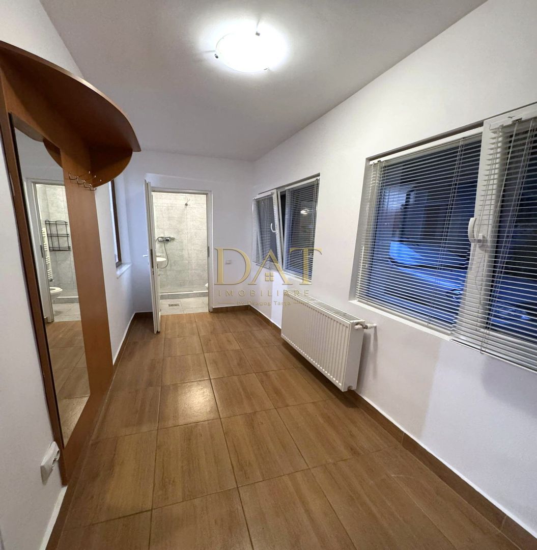 Apartament ultracentral | 2 camere | loc de parcare inclus - Poză 3