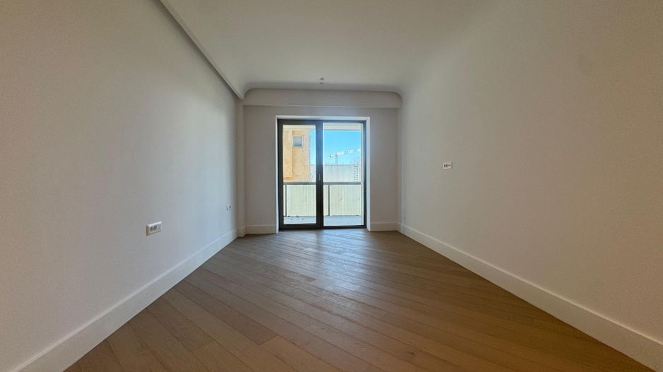 3 CAMERE || CORTINA 126 || EROUIANCU NICOLAE - Poză 5