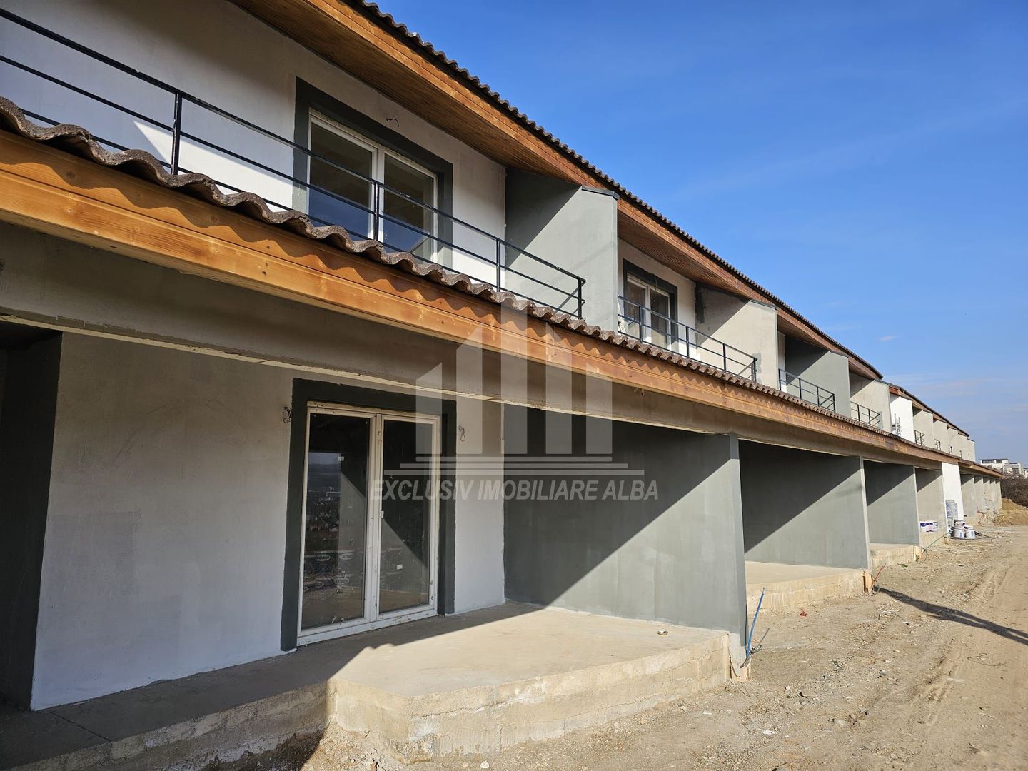 Casa insiruita de vanzare, Cetate - Poză 1