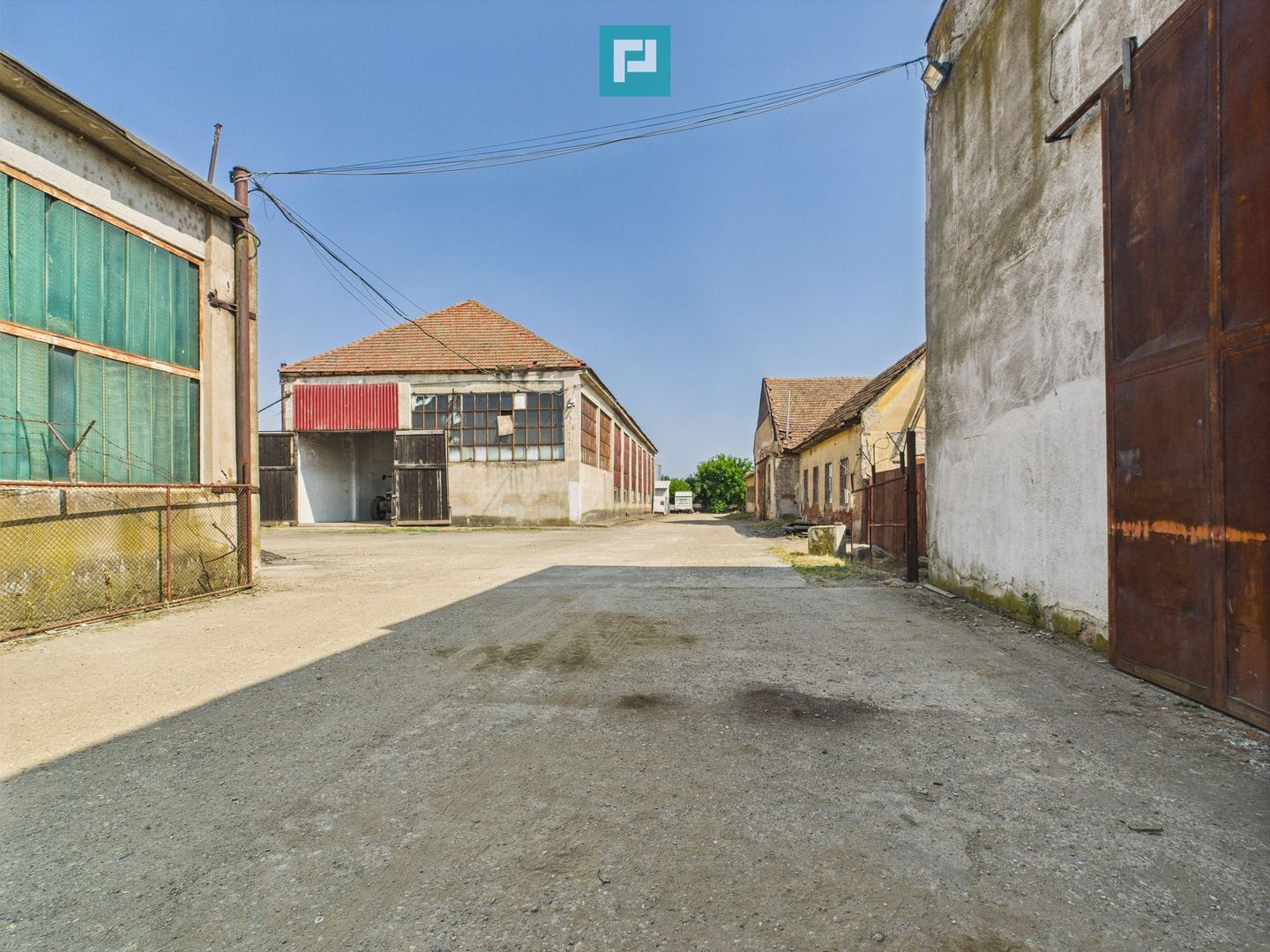 Complex industrial cu hale și teren  în Orțișoara - Poză 12