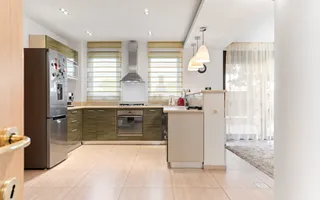 VANZARE Vilă PREMIUM cu 6 camere în zona Central, OTOPENI - Poză 22