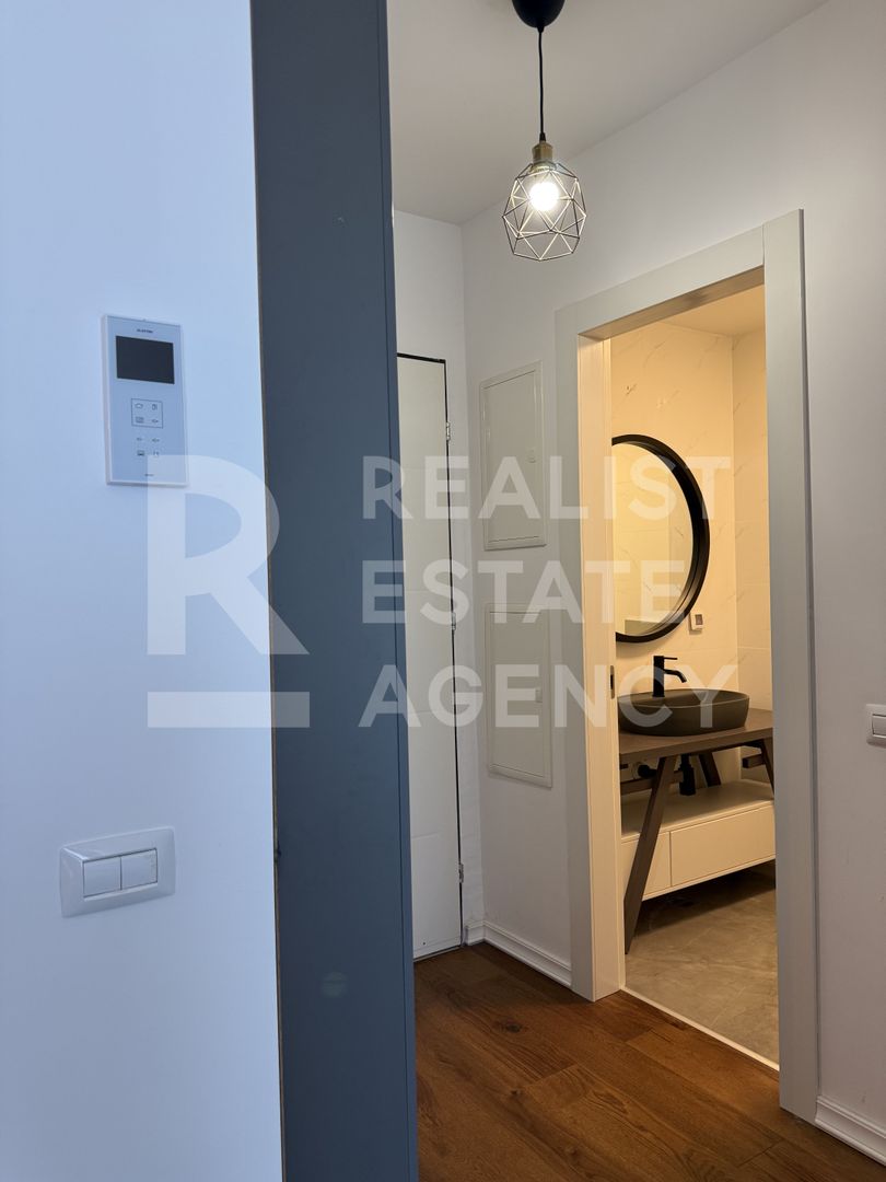 Chirie - Apartament cu terasă și priveliște spre Parcul Verdi - Poză 8