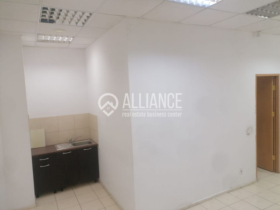 DACIA (COD10) - Spatiu comercial de inchiriat 223 mp utili - Poză 9