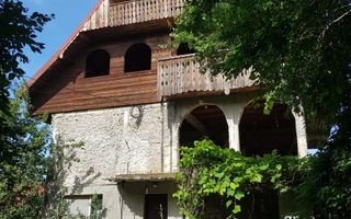 Casă cu 5 camere, mansardă și garaj în cartierul Bucium, Iași - Poză 13