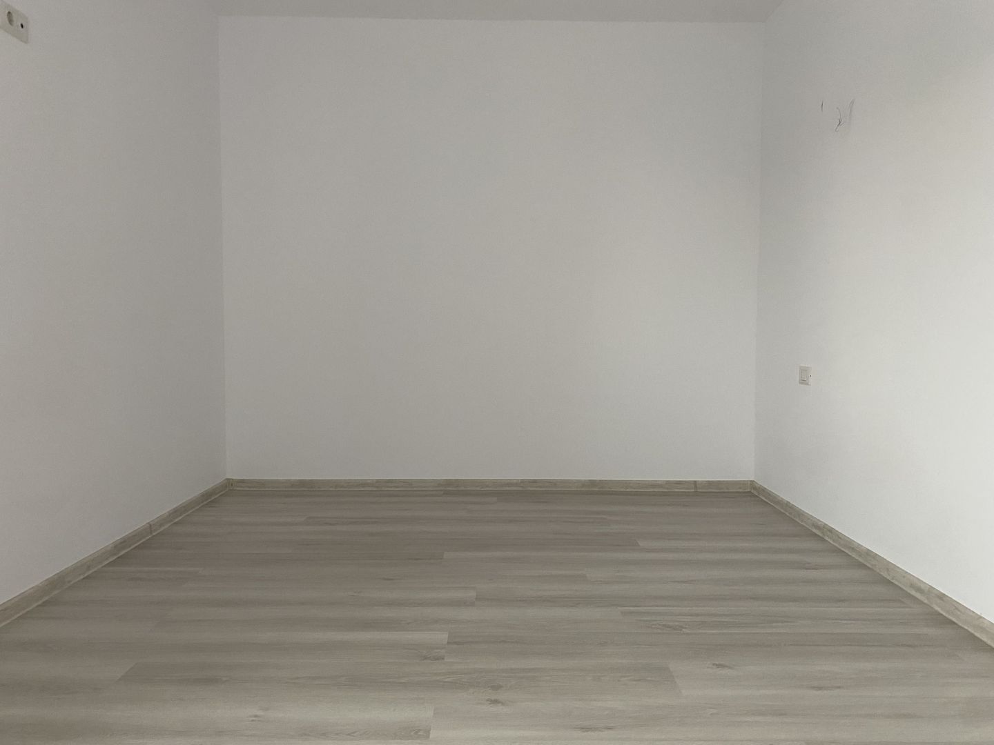 Vanzare apartament cu 3 camere - bloc nou - zona Sideco - Targoviste - Poză 7