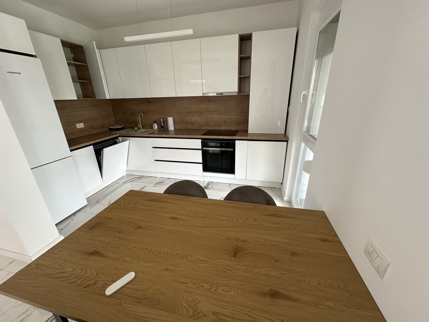 Duplex despărtit  prin garaj zona Ikea - Poză 2