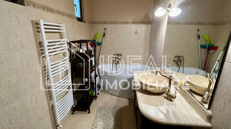 Apartament 2 camere spațios și luminos de vânzare – zonă ultracentrală - Poză 11